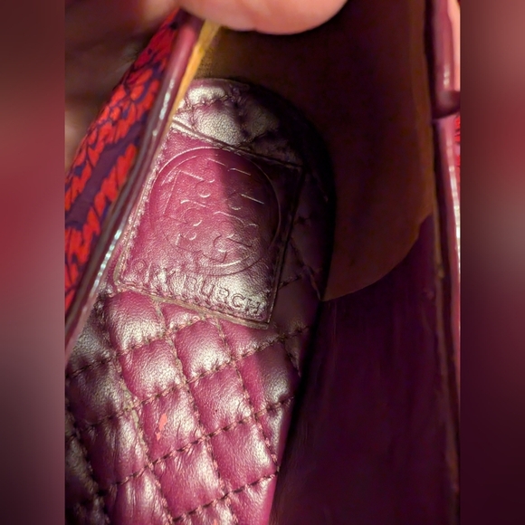 Tory Burch Cayley Chandra Red Patterned Loafers w/ Bow, Women's 8 - Picture 3 of 9